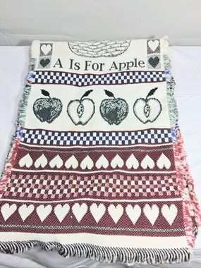 Charming 12 X 74 Apples And Hearts Farmhouse/ Cottagecore Table Runner